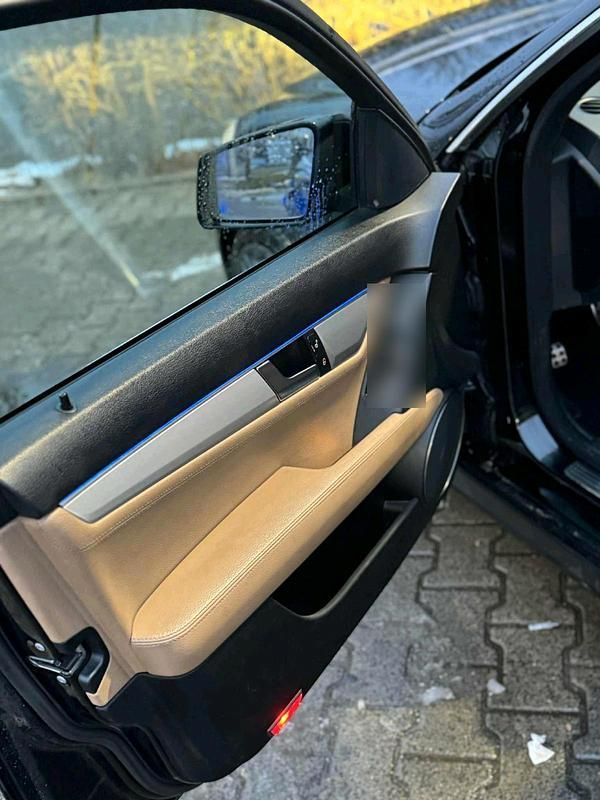 Gebraucht Mercedes C350 265 PS (194 kW) 2013 Schwarz Limousine