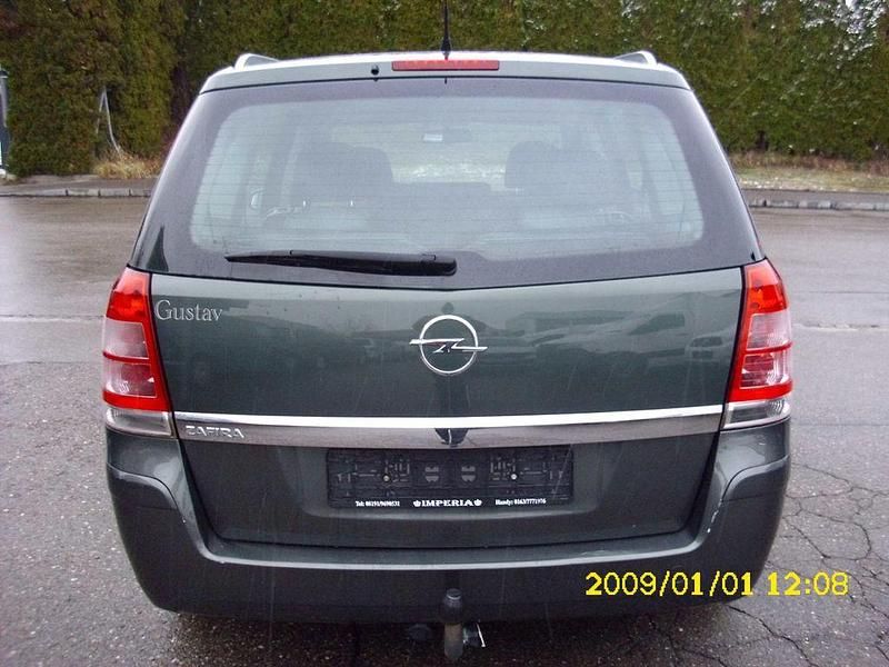 Gebraucht Opel Zafira Innovation 140 PS (102 kW) 2009 Grün Van / Kleinbus