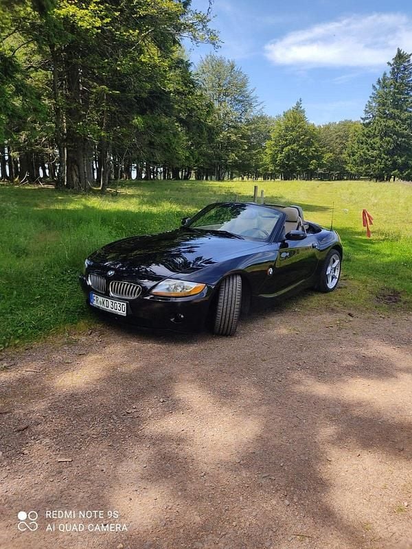 Schwarz Gebraucht 2004 BMW Z4 Cabrio | 11.800 € (Guter Preis) - Bild 1/4