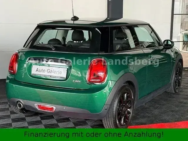 Gebraucht Mini ONE Chili 102 PS (75 kW) 2020 Grün Kleinwagen