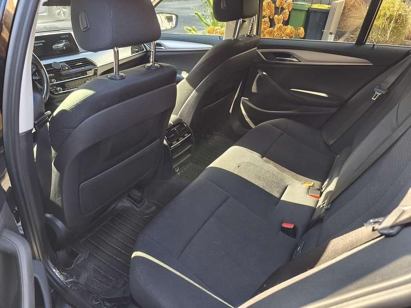 Używany BMW 520 190 KM (139 kW) 2017 Czarny Kombi