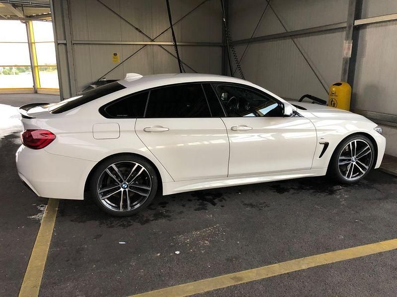 Weiß Gebraucht 2015 BMW 430 Gran Coupé Performance Coupé | 17.500 € (Guter Preis) - Bild 1/4