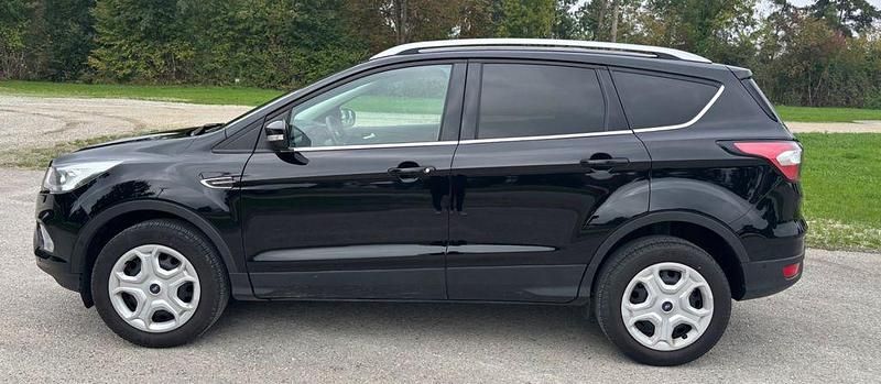 Gebraucht Ford Kuga Cool & Connect 150 PS (110 kW) 2019 Schwarz SUV