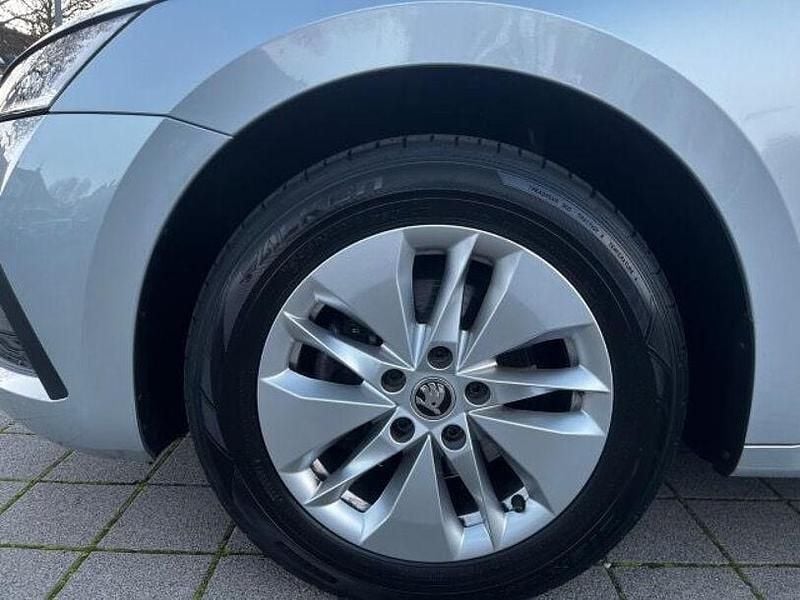 Gebraucht Skoda Octavia Ambition 116 PS (85 kW) 2022 Silber Kombi