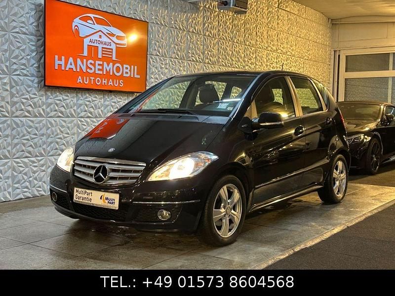 Gebraucht Mercedes A160 Avantgarde 95 PS (69 kW) 2011 Schwarz Limousine