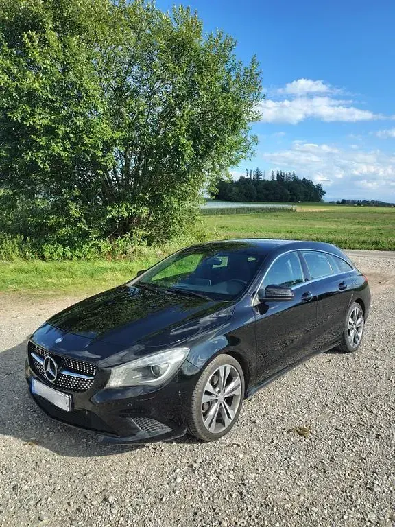 Gebraucht Mercedes CLA220 177 PS (130 kW) 2016 Schwarz Coupé