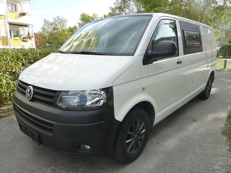 Weiß Gebraucht 2014 VW T5 Van | 15.999 € (Guter Preis) - Bild 1/4