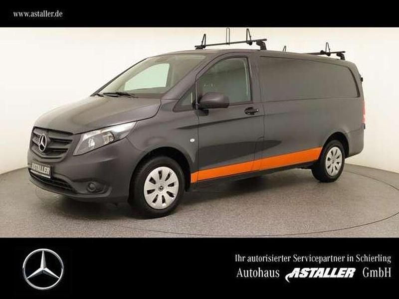 Schwarzgrau Gebraucht 2024 Mercedes Vito Van / Kleinbus | 31.534 € (Guter Preis) - Bild 1/4