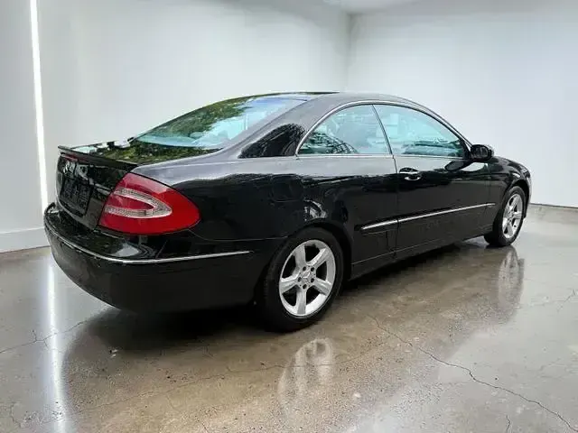 Gebraucht Mercedes CLK200 163 PS (119 kW) 2004 Obsidianschwarz Coupé