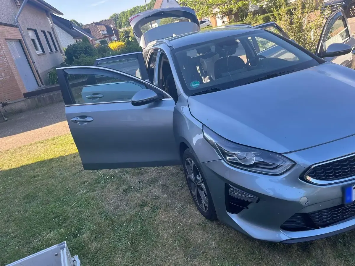Gebraucht Kia Ceed 136 PS (100 kW) 2021 Grau Kleinwagen
