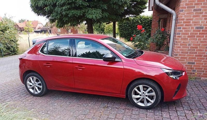 Rot Gebraucht 2023 Opel Corsa Elegance Limousine | 15.750 € (Guter Preis) - Bild 1/4
