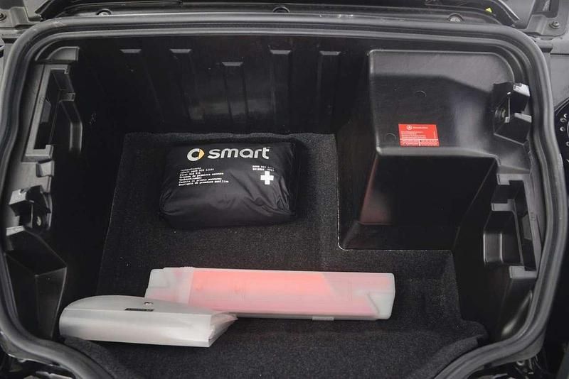 Gebraucht Smart Roadster 61 PS (44 kW) 2006 Schwarz Cabrio