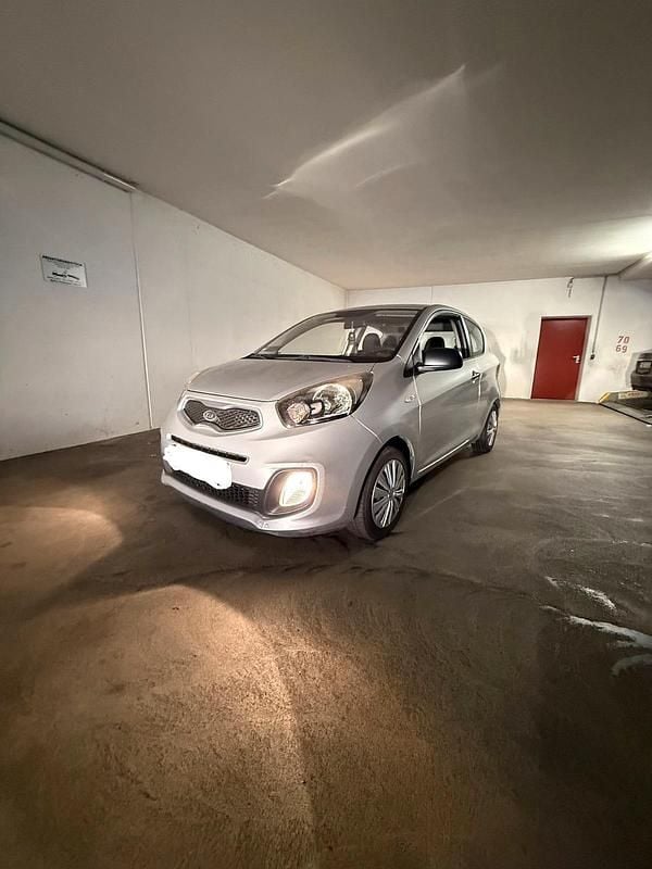 Grau Gebraucht 2012 Kia Picanto Kleinwagen | 3.799 € (Fairer Preis) - Bild 1/4