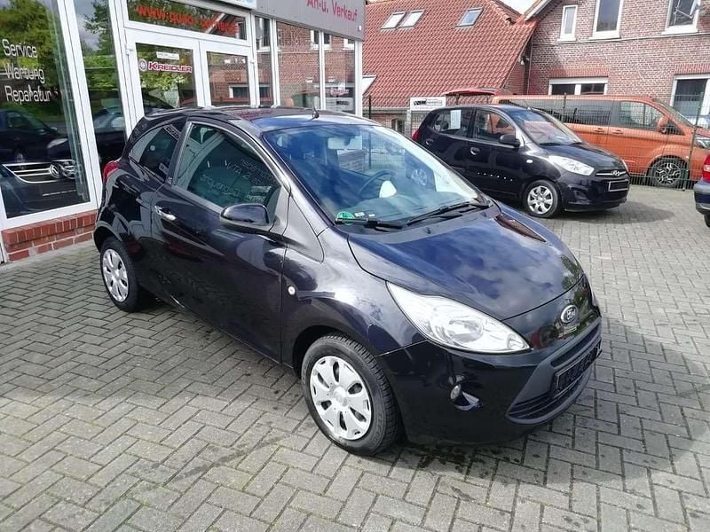 Gebraucht Ford Ka Titanium 69 PS (50 kW) 2011 Midnightschwarz metallic Kleinwagen