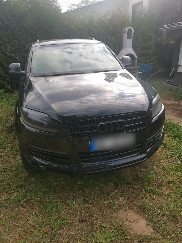 Schwarz Gebraucht 2006 Audi Q7 SUV | 6.200 € (Guter Preis) - Bild 1/4