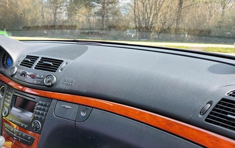 Gebraucht Mercedes E200 136 PS (100 kW) 2007 Silber Limousine