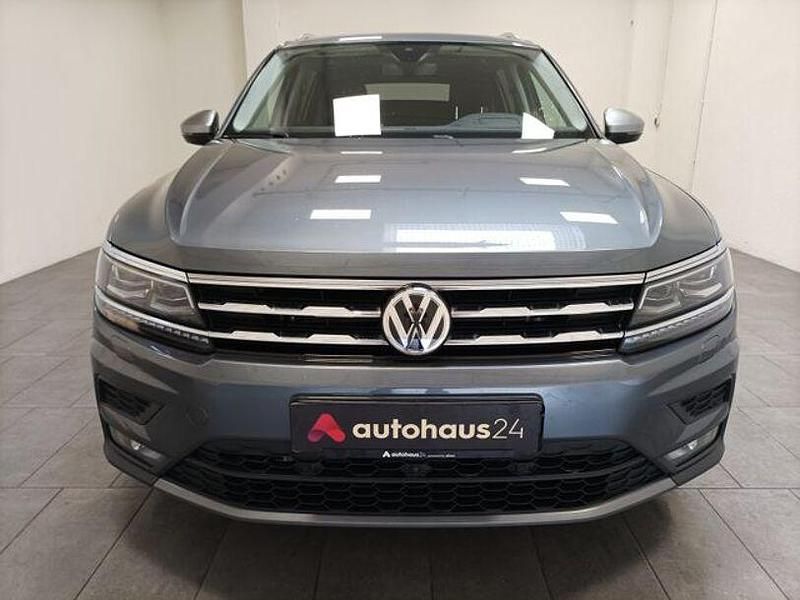 Gebraucht VW Tiguan Allspace Comfortline 200 PS (147 kW) 2020 Grau SUV