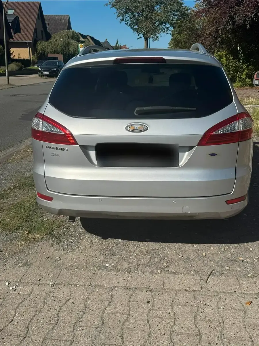 Gebraucht Ford Mondeo 125 PS (91 kW) 2009 Grau Kombi