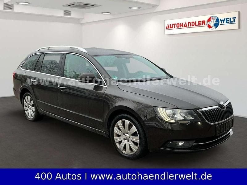 Gebraucht Skoda Superb 170 PS (125 kW) 2014 Braun Kombi