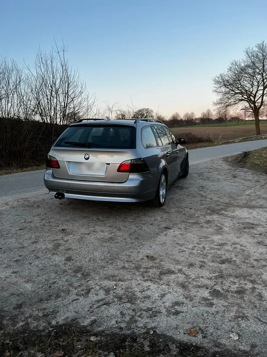 Gebraucht BMW 530 Shadowline 258 PS (189 kW) 2005 Grau Kombi