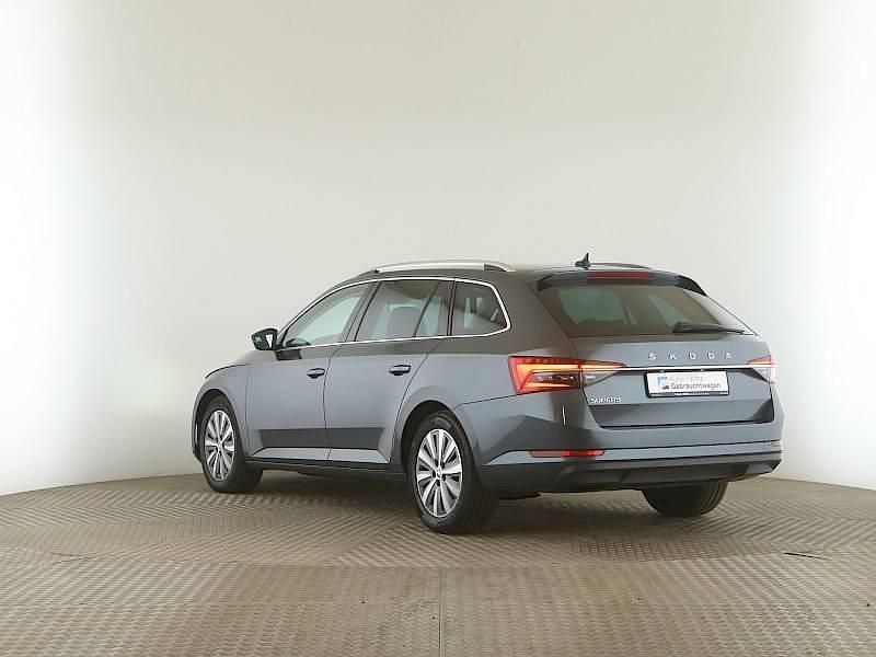Quarzgrau metallic Gebraucht 2021 Skoda Superb Style Kombi | 23.975 € (Fairer Preis) - Bild 1/4