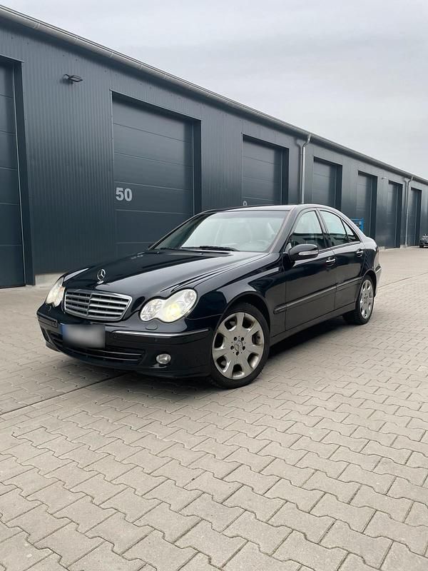 Gebraucht Mercedes C320 224 PS (164 kW) 2005 Schwarz Limousine