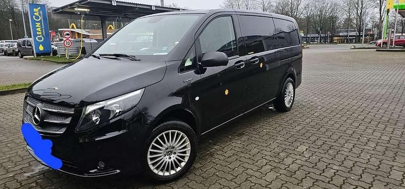 Schwarz Gebraucht 2019 Mercedes e-Vito Van / Kleinbus | 21.999 € (Etwas zu teuer) - Bild 1/4