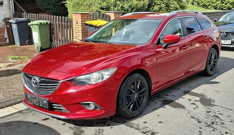 Rot Gebraucht 2012 Mazda 6 Sports-Line Limousine | 9.500 € (Teuer) - Bild 1/4