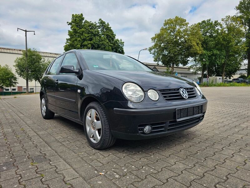 Gebraucht VW Polo Comfortline 75 PS (55 kW) 2002 Schwarz Limousine