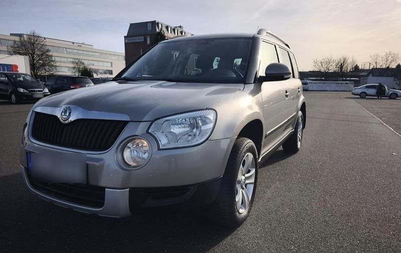 Gebraucht Skoda Yeti 105 PS (77 kW) 2010 Silber SUV
