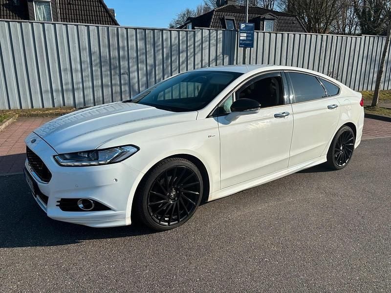 Gebraucht Ford Mondeo ST-Line 160 PS (117 kW) 2017 Weiß Limousine