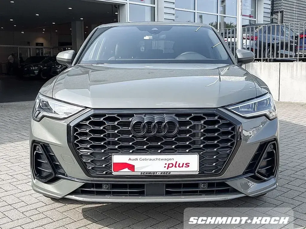 Gebraucht Audi Q3 Sportback S-Line 245 PS (180 kW) 2022 Chronosgrau (silber) SUV