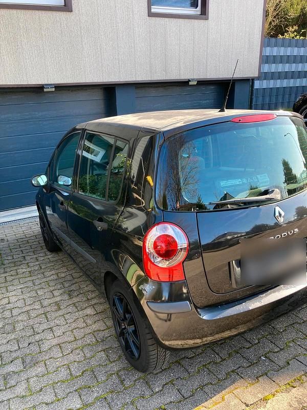 Gebraucht Renault Modus 75 PS (55 kW) 2006 Schwarz Van / Kleinbus