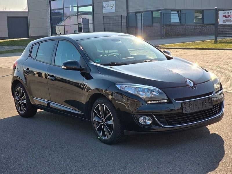 Gebraucht Renault Mégane Bose Edition 116 PS (85 kW) 2012 Schwarz Limousine