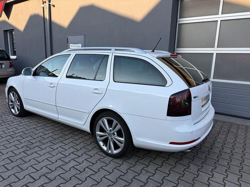 Gebraucht Skoda Octavia RS 170 PS (125 kW) 2012 Weiß Kombi