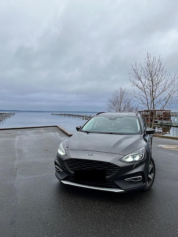 Gebraucht Ford Focus Active 150 PS (110 kW) 2019 Grau Kombi