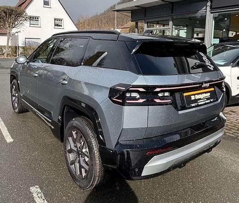 Nouvelle Jeep Compass 145 ch (106 kW) 2026 Gris SUV