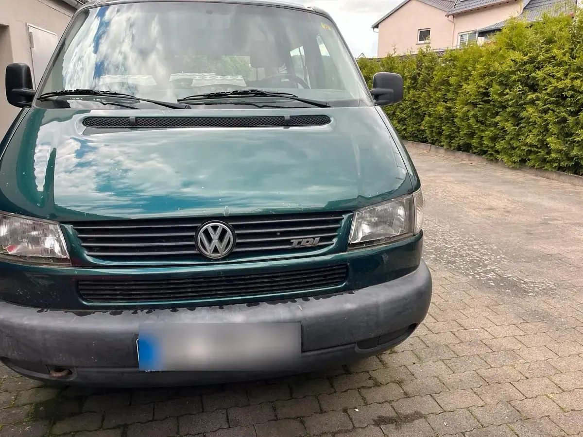 Gebraucht VW T4 101 PS (74 kW) 1999 Grün Van