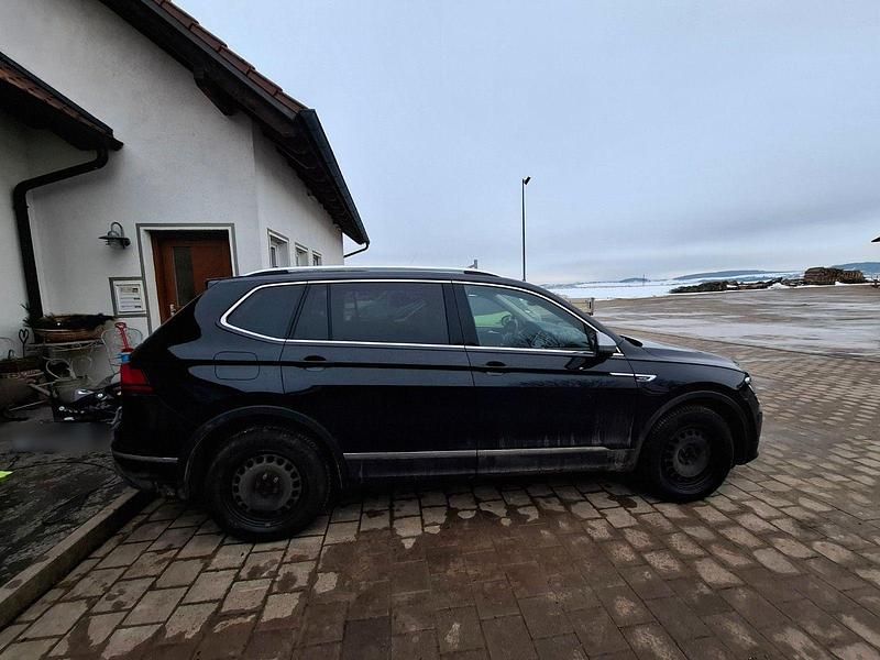 Gebraucht VW Tiguan Allspace 239 PS (175 kW) 2019 Schwarz SUV