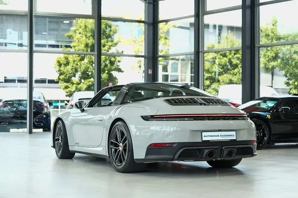 Gebraucht Porsche 911 Carrera 4 GTS Targa Sport 485 PS (356 kW) 2024 Kreide Cabrio