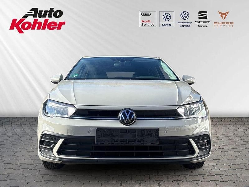 Gebraucht VW Polo Active 80 PS (58 kW) 2023 Ascotgrau Kleinwagen