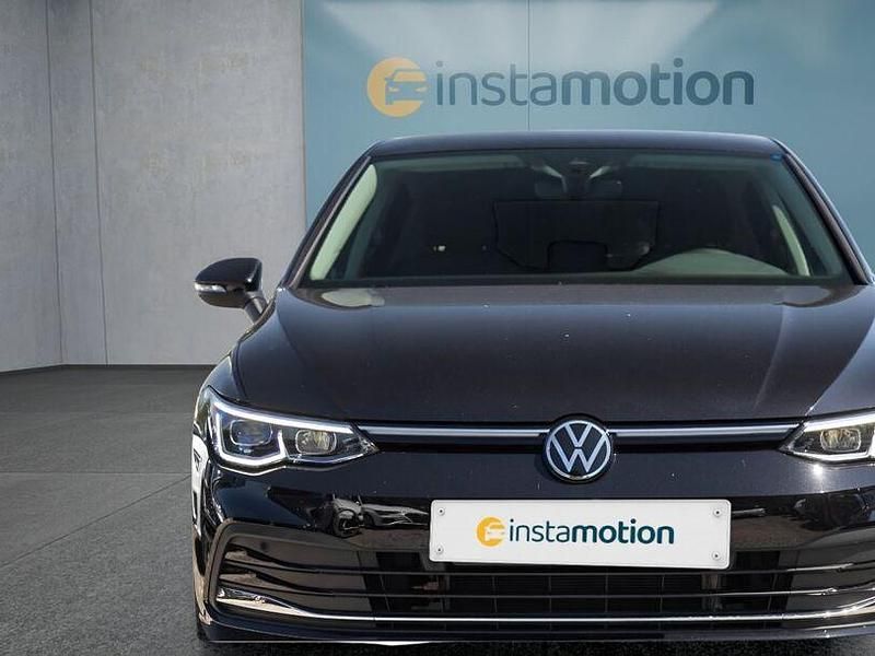 Gebraucht VW Golf VIII 131 PS (96 kW) 2023 Schwarz Kleinwagen