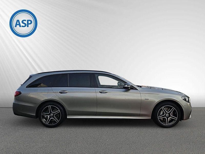 Gebraucht Mercedes E300 306 PS (225 kW) 2020 Silber Kombi