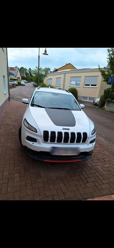 Weiß Gebraucht 2017 Jeep Cherokee SUV | 11.450 € (Superpreis) - Bild 1/4