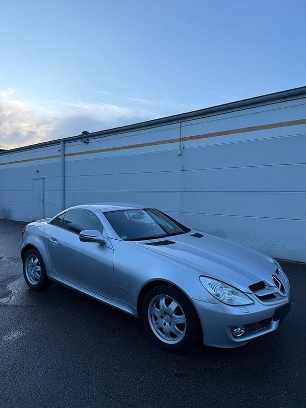 Gebraucht Mercedes SLK200 184 PS (135 kW) 2009 Silber Cabrio