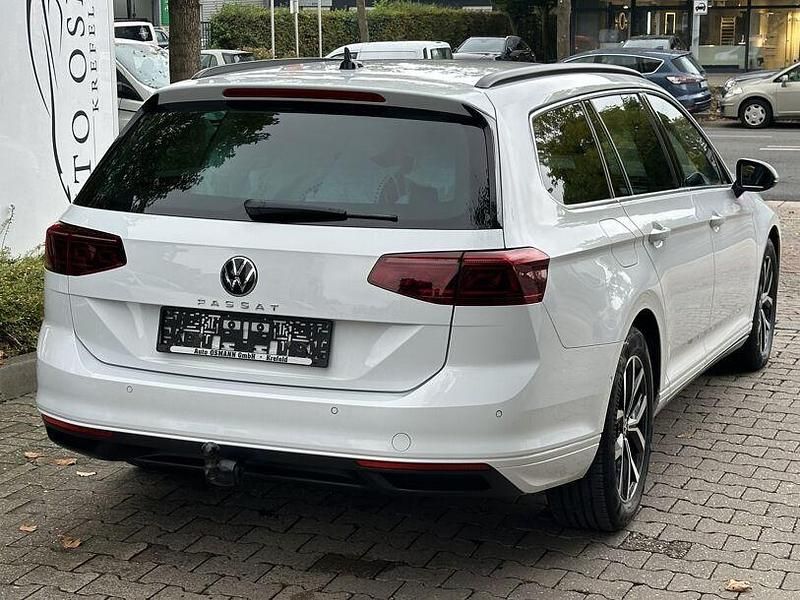 Gebraucht VW Passat Business 200 PS (147 kW) 2023 Andere Kombi