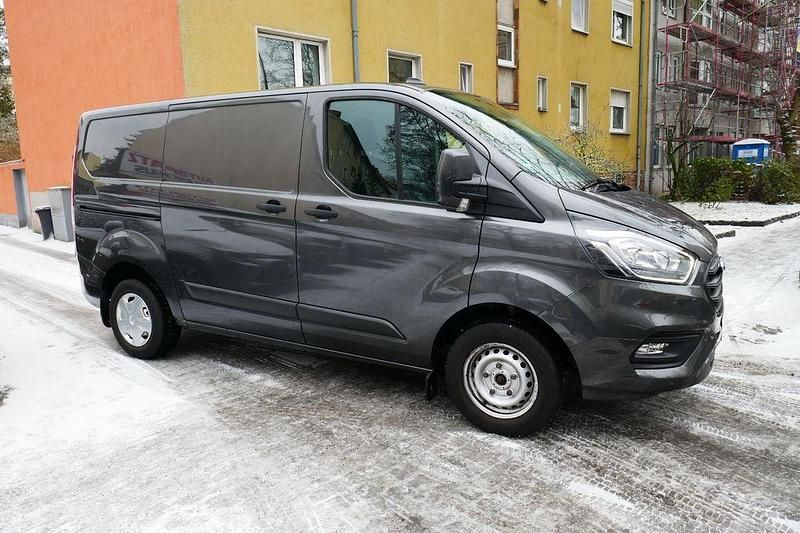 Gebraucht Ford Transit Custom Trend 131 PS (96 kW) 2022 Magnetic Van / Kleinbus