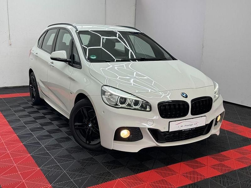 Gebraucht BMW 220 Active Tourer M Sport 192 PS (141 kW) 2016 Weiß Van / Kleinbus