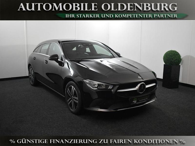 Gebraucht Mercedes CLA200 Progressive 150 PS (110 kW) 2021 Schwarz Limousine
