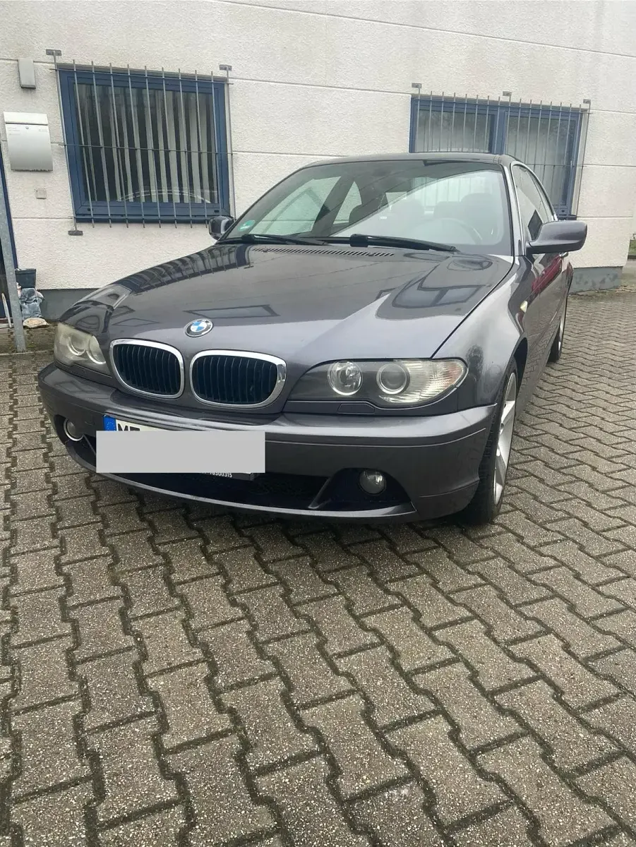Gebraucht BMW 320 150 PS (110 kW) 2005 Grau Coupé